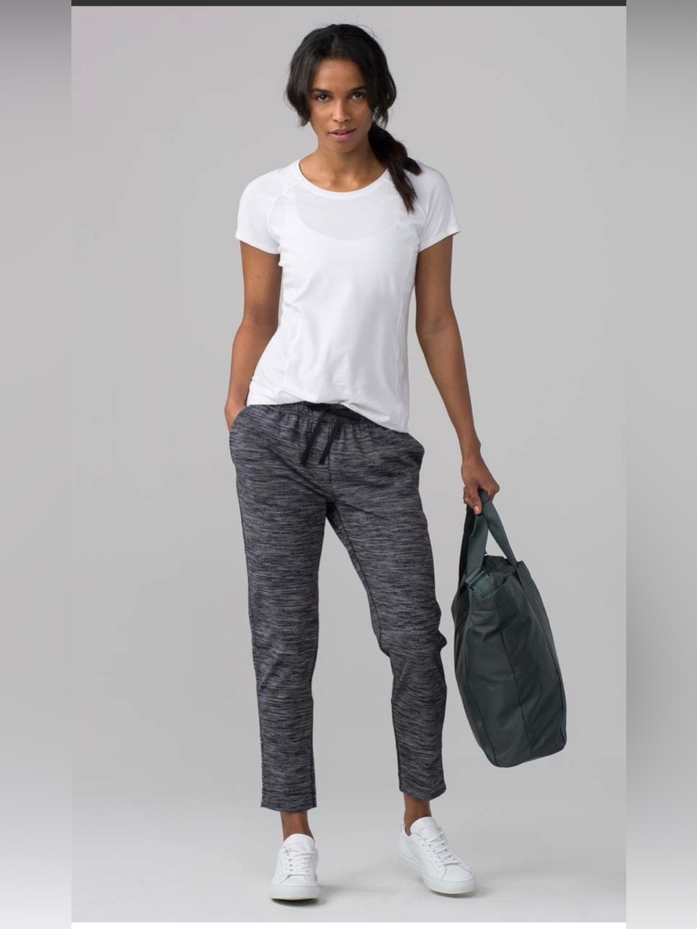 Lululemon Luxtreme Pants Sz 8 Black stripes